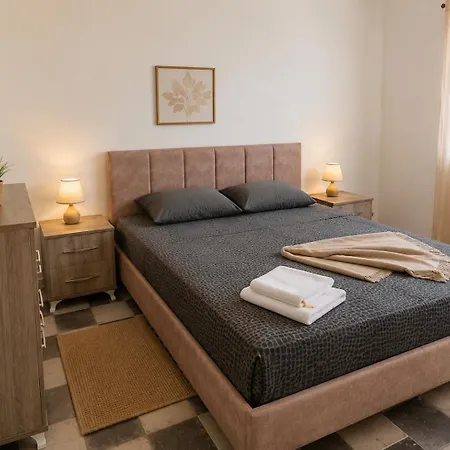 Gilda Cozy Apartment, In The Center Of Lejlighed